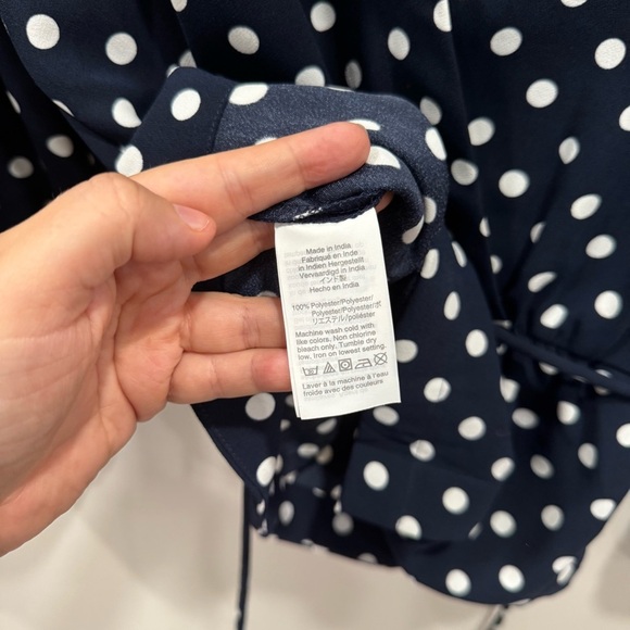 J. Crew Drapey Crepe Faux Wrap Polka Dot Top Blouse Medium Navy L8102 - Picture 6 of 9